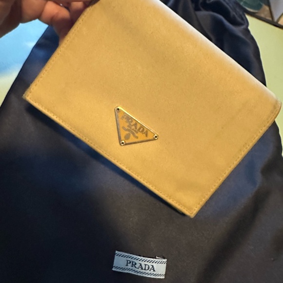 GUC Prada Bifold Wallet in Dust Bag - Picture 2 of 14
